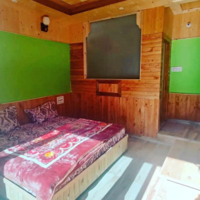Stoner's Delights - Sunset View Suites